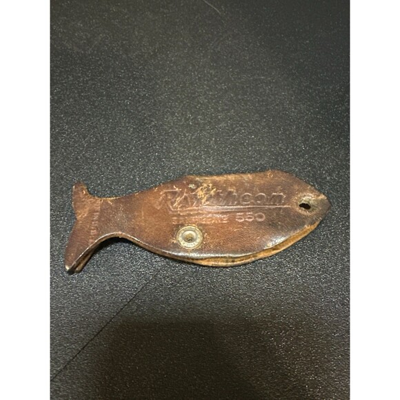 Raytheon Fish Key Fob Sample 550 Made in USA - Picture 1 of 9